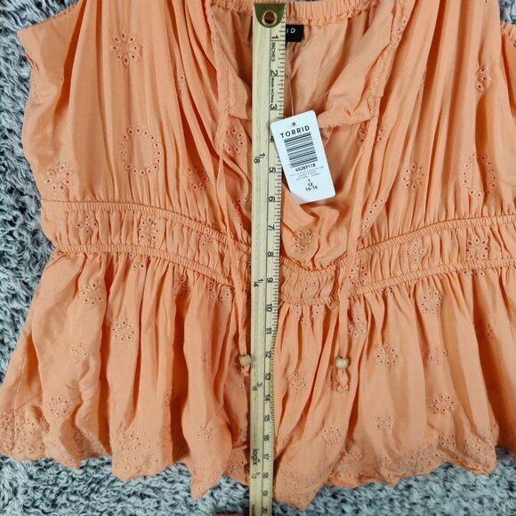 TORRID Eyelet Tie Front Tank Women SZ 1X Papaya Punch Coral V-Neck Scallop Beach - Picture 5 of 9